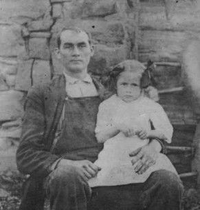 Lon Patterson and daughter Willa Bell ca 1910.